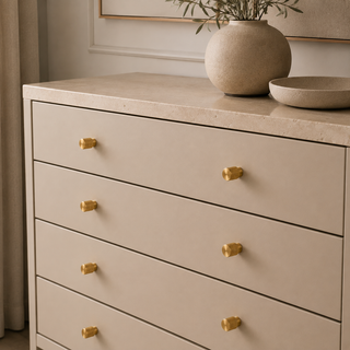 Aure Huxley Pedestal Knob – Satin Brass