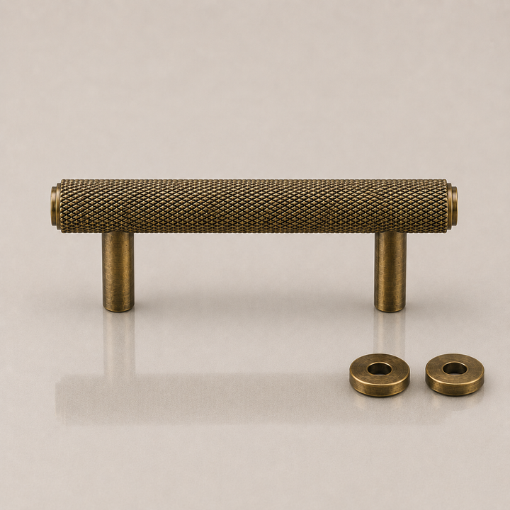 Aure Mercer Cabinet Pull – Aged Brass
