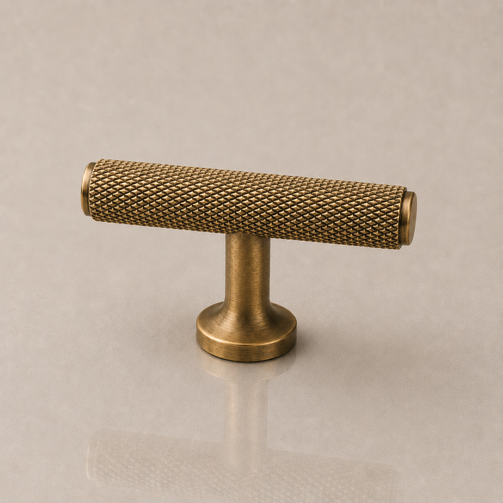 Aure Dalton T-Bar Knob – Aged Brass