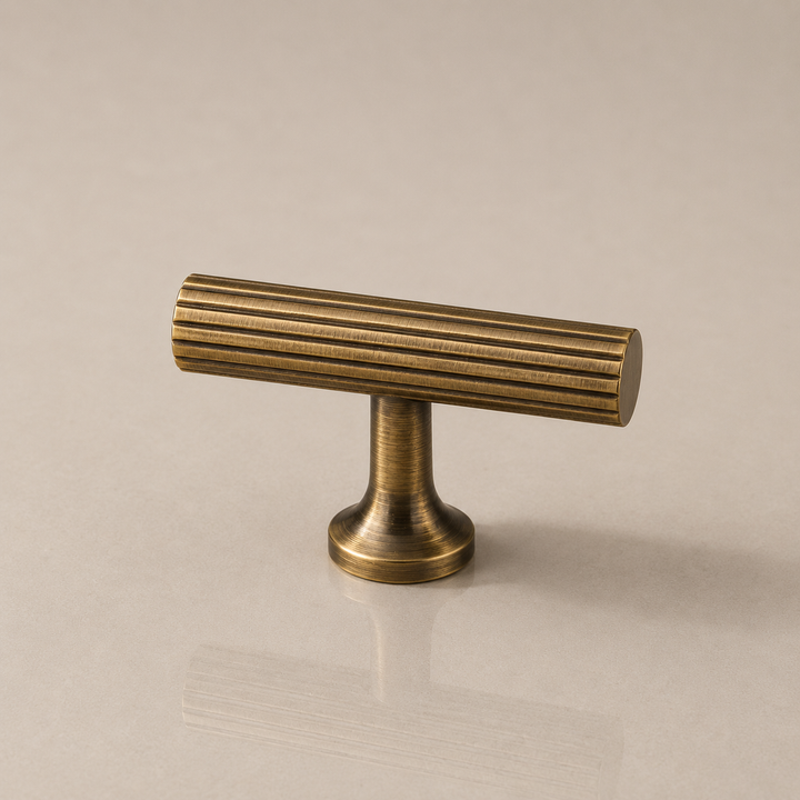 Aure Camden T-Bar – Aged Brass