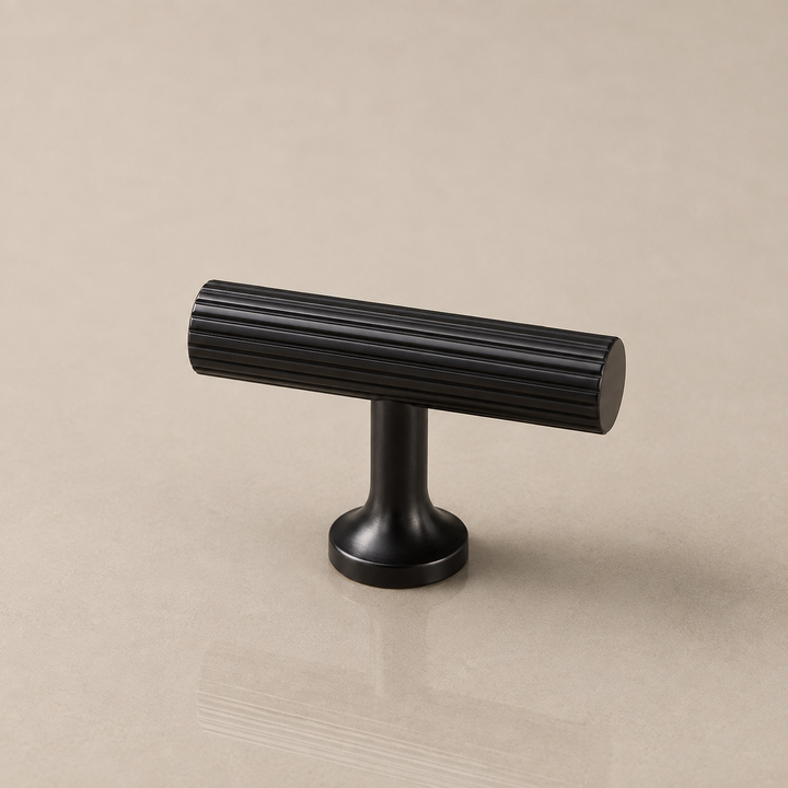 Aure Camden T-Bar – Matte Black
