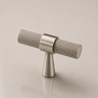 Aure Ellington T-Bar – Aged Brass