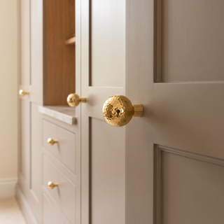 Hampstead Hammered Round Cabinet Knob