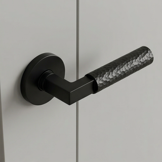 Hammered Door Handle on Round Rose - Matte black