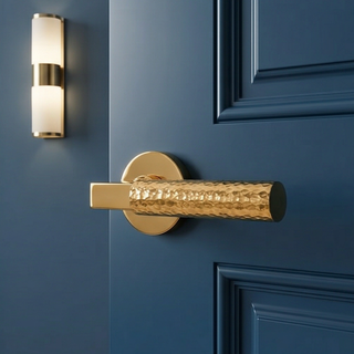 Hammered Door Handle on Round Rose - Polished Brass