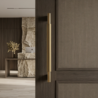 Mercer Door Pull with Rectangular Mounts