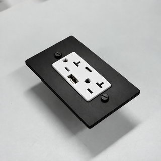 Duplex Outlet — Matte Black · 1-Gang · USB-C/A – White — configuration render