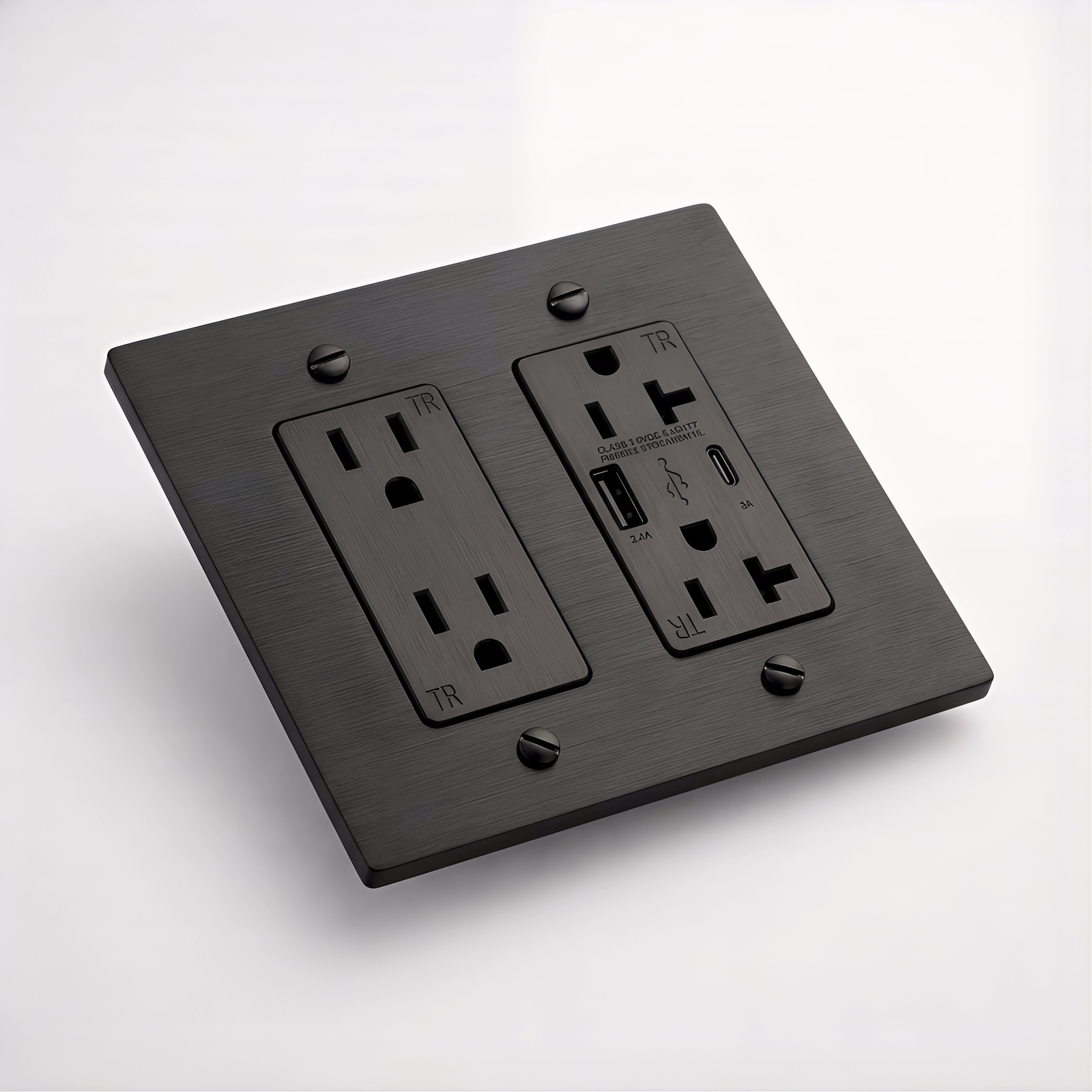 Ivory White & Brass Outlet + Outlet with USB-C & USB-A 2G