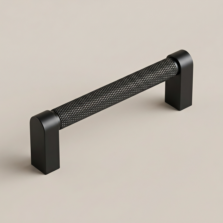 Aure Huxley Block Pull - Matte Black